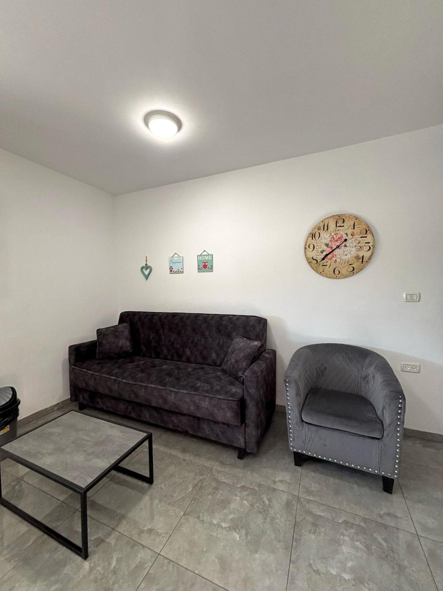 Apartamento אירוח אריאל Hagoshrim Exterior foto